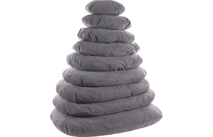 # KUSSEN FELDA OVAAL+RITS GRIJS 120x84x12CM