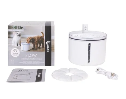 [8574] District 70 ­ FLOW Wireless Pet Fountain ­ White ­ 2.2 L